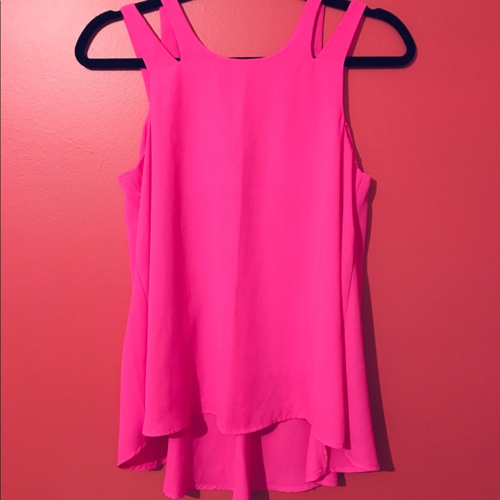 ‘Flying Tomato’ Sleeveless blouse